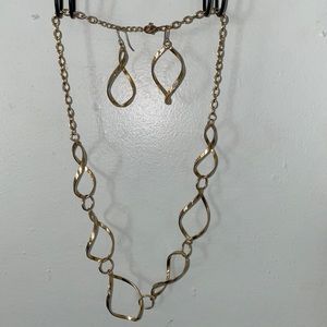 Decorative jewelry set!